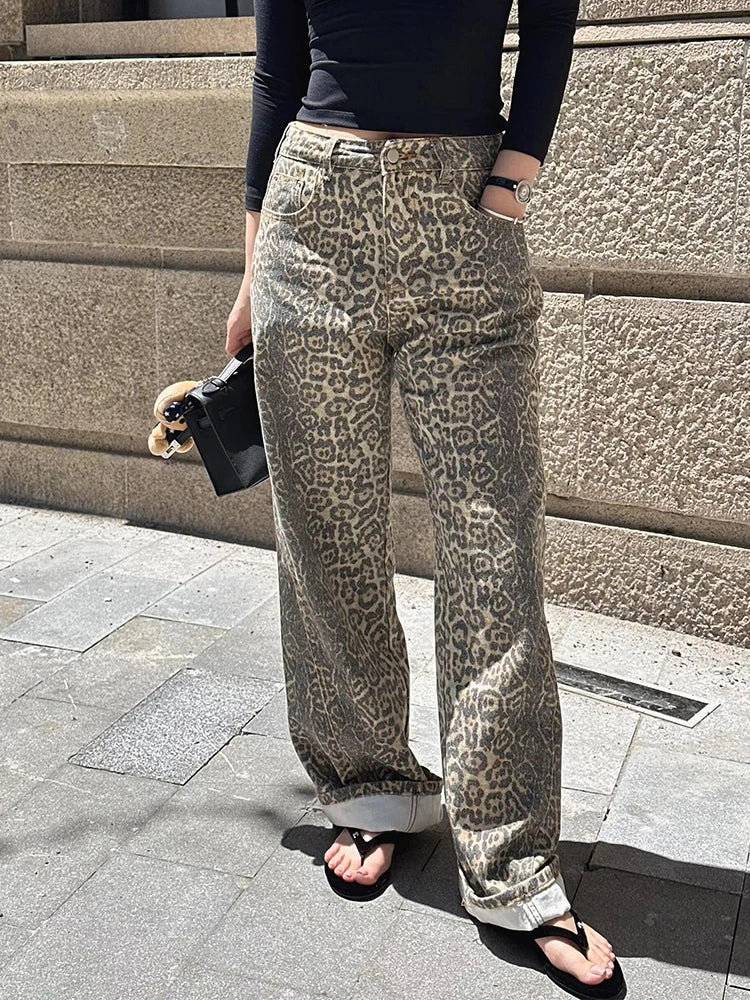 Nataliana - Baggy Leopard Jeans